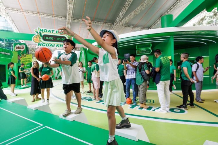 Vì sao sữa Milo Nestlé luôn là người bạn đồng hành cùng trẻ trong mọi hoạt động thể thao? 3 3 lưu ý quan trọng cho mẹ khi cho trẻ sử dụng sữa Milo Nestlé trong hoạt động thể thao
